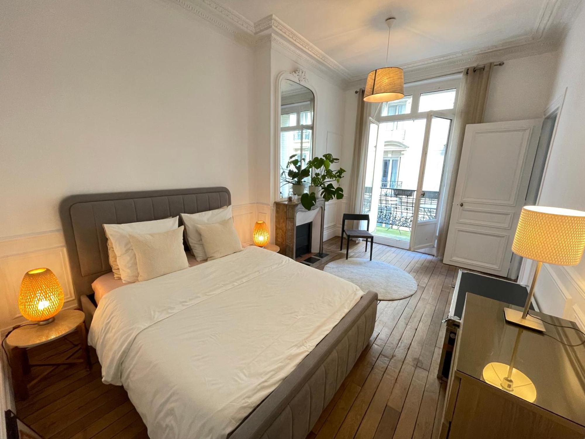 Magnifique T4 Proche Proche Arc De Triomphe Et Champs Elysees Appartement *