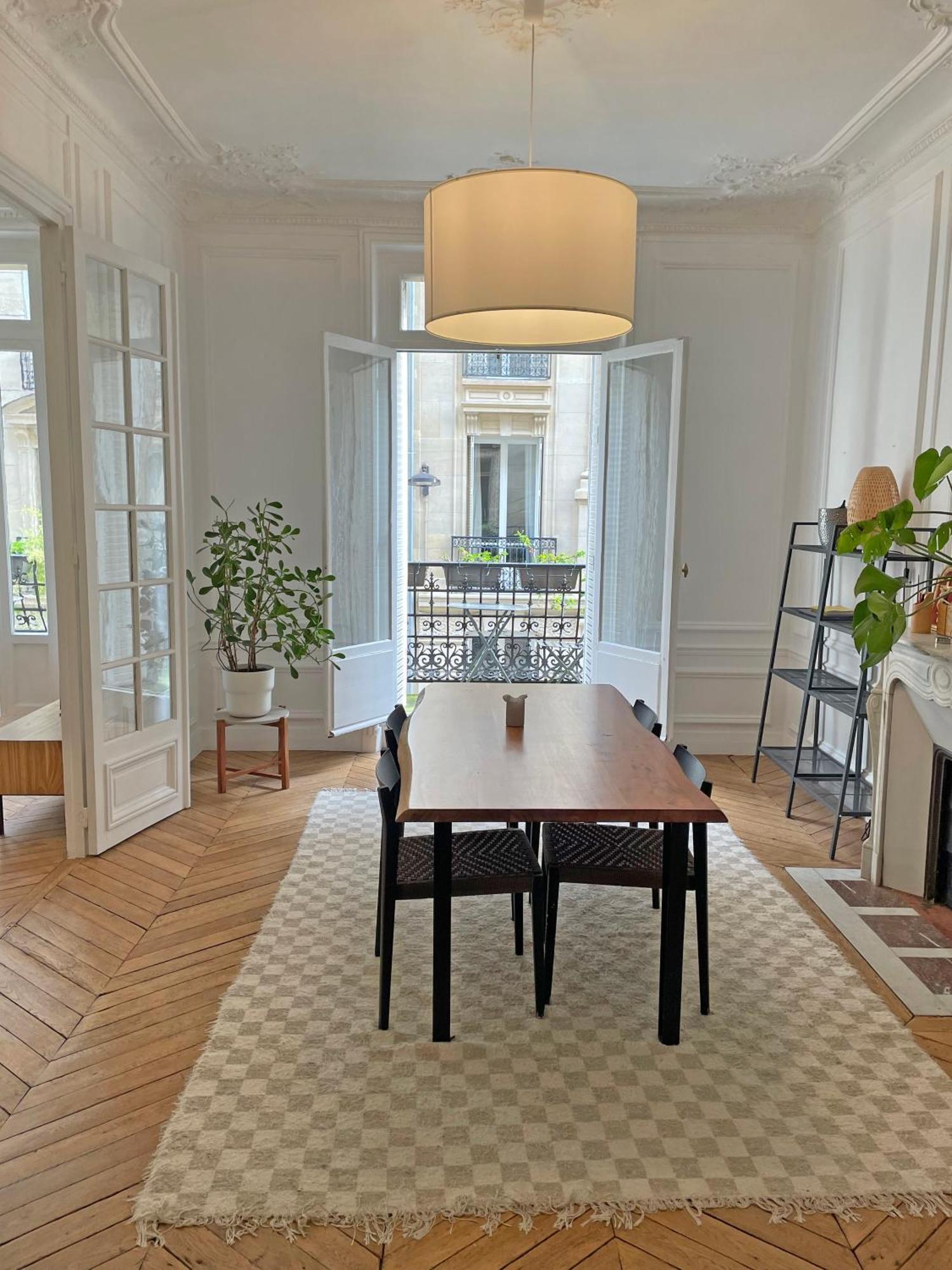 Appartement Magnifique T4 Proche Proche Arc De Triomphe Et Champs Elysees